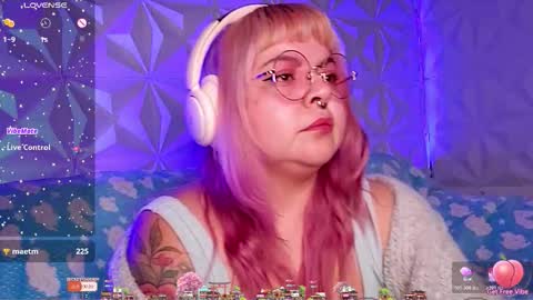 Gina George online show from March 11, 1:55 am