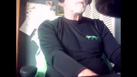 Snapshot of satyr64 chatting on April 23, 2:41 pm satyr64 online show from April 23, 2:41 pm