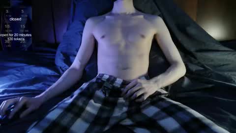 Snapshot of sauntper chatting on March 4, 3:40 pm Sau online show from March 4, 3:40 pm