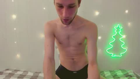 Snapshot of savak_hottie chatting on January 19, 9:23 pm Savak Laakem online show from January 19, 9:23 pm