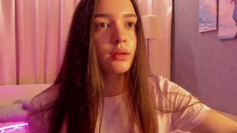 Snapshot of savannah_h chatting on April 24, 8:33 pm savannah_h online show from April 24, 8:33 pm