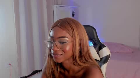 Snapshot of savannahwildee chatting on December 3, 11:46 pm Savannahwildee online show from December 3, 11:46 pm