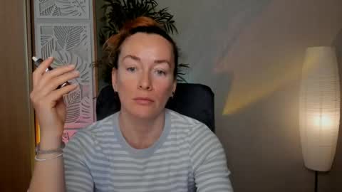 save the qween online show from April 12, 7:02 am