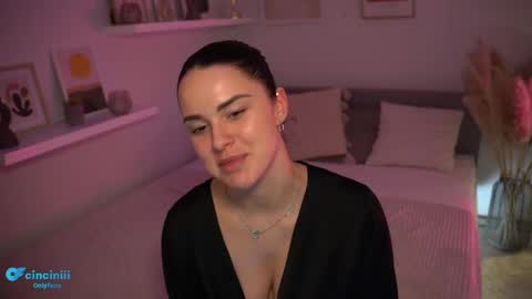 Snapshot of savvage_play chatting on February 27, 7:47 pm Naomi online show from February 27, 7:47 pm