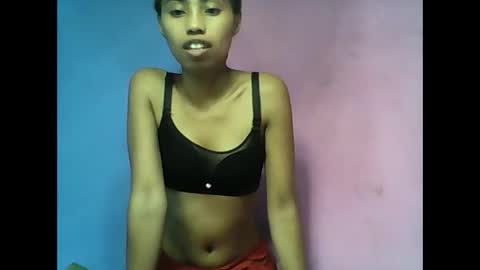 Snapshot of sayaah01 chatting on February 2, 7:40 am sayaah01 online show from February 2, 7:40 am