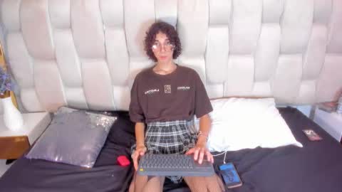 scaarlett_22 online show from February 10, 4:16 am