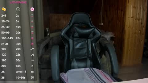 Snapshot of scandark chatting on March 2, 3:02 am scandark online show from March 2, 3:02 am