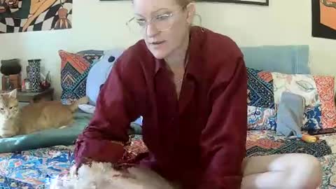 Snapshot of scandlamy chatting on May 3, 3:29 pm ScandlAmy online show from May 3, 3:29 pm