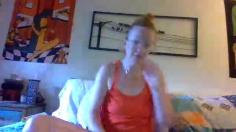 Snapshot of scandlamy chatting on June 28, 12:05 am ScandlAmy online show from June 28, 12:05 am