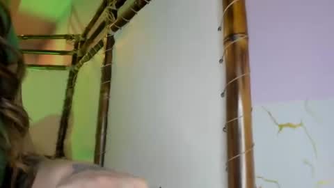Snapshot of scarbadgirl_ chatting on June 13, 4:10 am scarbadgirl_ online show from June 13, 4:10 am