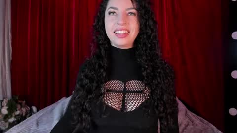 SCARLATTA DESIRE online show from March 21, 3:11 am