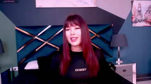 Snapshot of scarleett_02 chatting on June 11, 11:19 am Scarleett online show from June 11, 11:19 am
