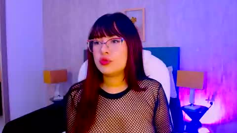 Snapshot of scarleett_02 chatting on June 16, 11:57 am Scarleett online show from June 16, 11:57 am