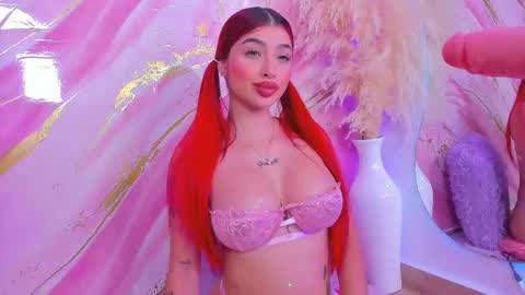 scarleett jones online show from February 4, 10:04 pm