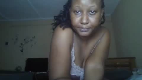 Snapshot of scarlet_25142359 chatting on October 4, 9:57 pm scarlet_25142359 online show from October 4, 9:57 pm
