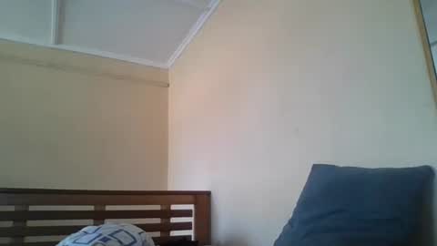Snapshot of scarlet_25142359 chatting on October 20, 9:43 am scarlet_25142359 online show from October 20, 9:43 am