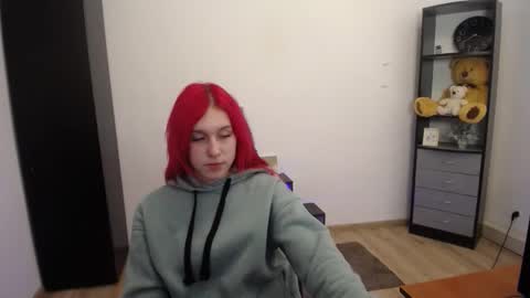 scarlet__flower_ online show from February 26, 11:31 am