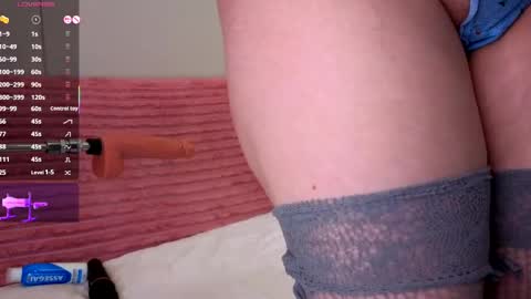Snapshot of scarlet_carnal chatting on May 22, 8:36 pm Scarlet Carnal - online show from May 22, 8:36 pm