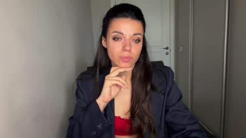 Sophie online show from May 14, 7:37 am