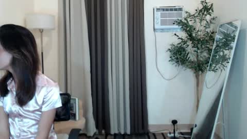 Scarlet online show from June 27, 2:44 pm