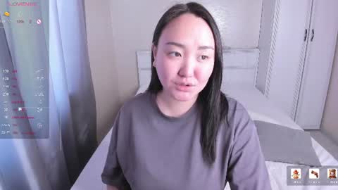 Snapshot of scarlet_luminous chatting on June 19, 3:11 am scarlet_luminous online show from June 19, 3:11 am