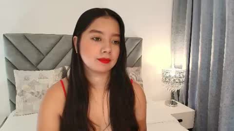 Snapshot of scarlet_queen7 chatting on July 28, 6:31 pm scarlet_queen7 online show from July 28, 6:31 pm