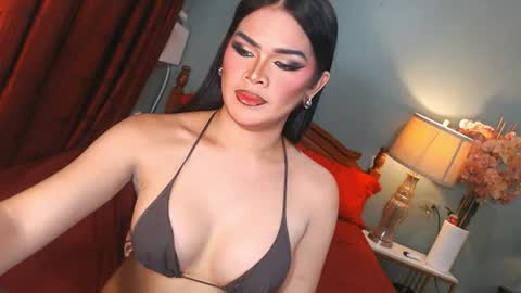 Snapshot of scarlet_snow_asian chatting on July 6, 6:54 am Scarlet online show from July 6, 6:54 am