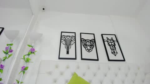 Snapshot of scarlet_stan22 chatting on December 19, 2:24 pm Isa online show from December 19, 2:24 pm