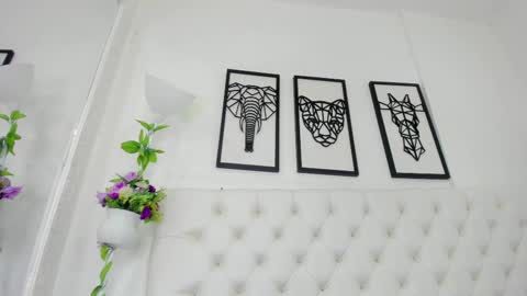 Snapshot of scarlet_stan22 chatting on February 13, 5:01 pm Isa online show from February 13, 5:01 pm