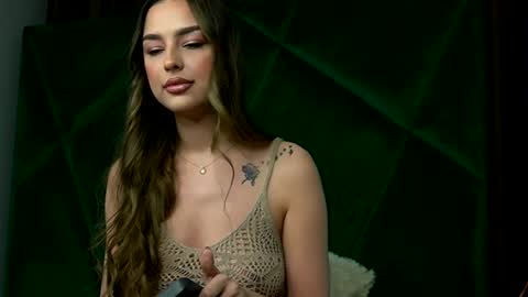 Scarlet online show from March 29, 2:11 am