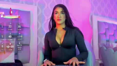              online show from May 25, 7:42 pm