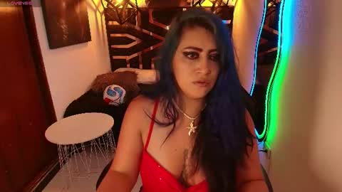Snapshot of scarleth_bluee chatting on June 25, 2:55 am Scarleth online show from June 25, 2:55 am