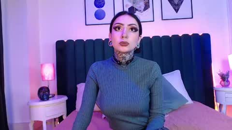 Snapshot of scarleth_fg_ chatting on May 4, 11:12 pm Scarleth online show from May 4, 11:12 pm