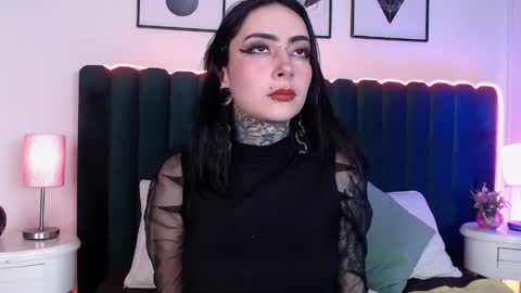 Snapshot of scarleth_fg_ chatting on May 20, 11:22 pm Scarleth online show from May 20, 11:22 pm