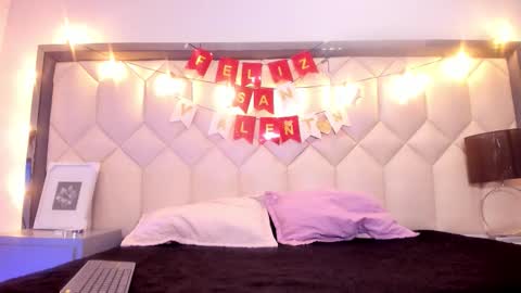 scarlethbigbug online show from February 13, 12:23 pm