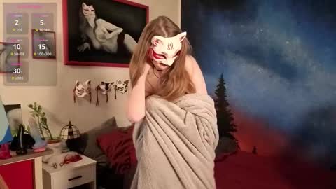 Snapshot of scarletkitsunya chatting on April 1, 1:23 pm Scarlett online show from April 1, 1:23 pm