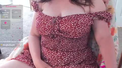 Snapshot of scarletmaroon chatting on June 30, 11:17 pm ScarletMaroon online show from June 30, 11:17 pm