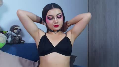 Scarlet online show from March 31, 3:12 pm