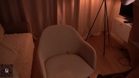 Scarlet online show from December 27, 2:14 am