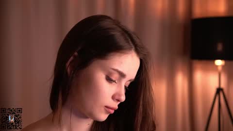 Scarlet online show from February 25, 7:58 pm