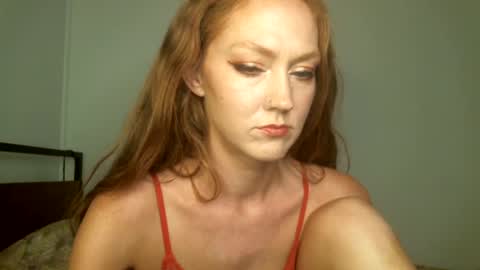 Snapshot of scarletsatine chatting on March 4, 11:29 am Scarlet Satine online show from March 4, 11:29 am