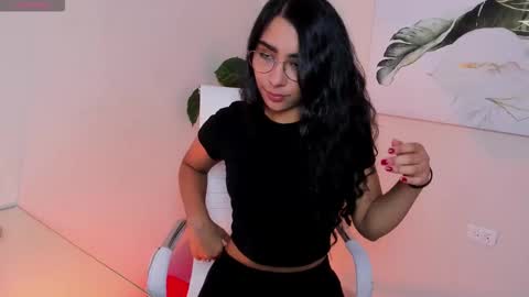 Scarlett  online show from February 10, 8:02 pm