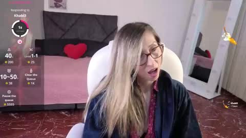 Scarlett online show from May 15, 11:39 am