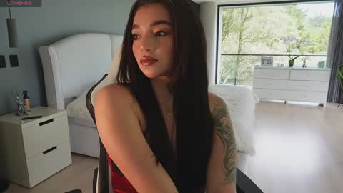 juli online show from May 24, 6:35 pm