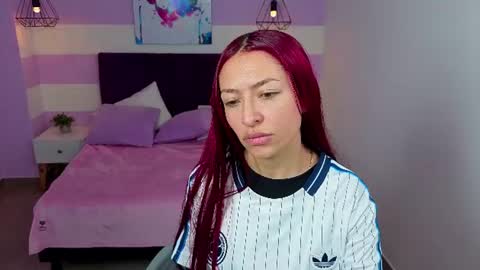 Snapshot of scarlett__bell chatting on July 7, 12:20 pm Scarlett online show from July 7, 12:20 pm