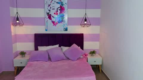 Snapshot of scarlett__bell chatting on July 8, 1:26 pm Scarlett online show from July 8, 1:26 pm