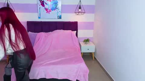Snapshot of scarlett__bell chatting on July 11, 11:46 am Scarlett online show from July 11, 11:46 am