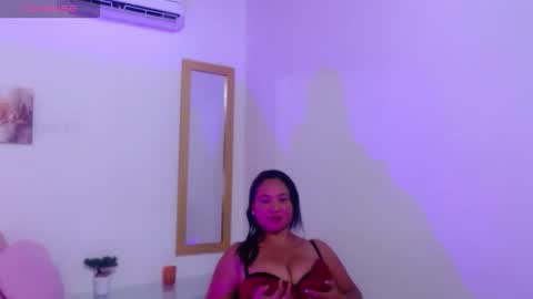 scarlett_adams__ online show from May 14, 1:07 pm