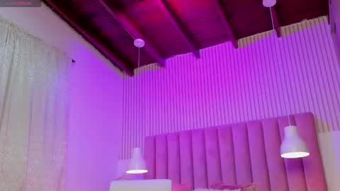 Snapshot of scarlett_dreamss7 chatting on May 31, 6:09 pm Scarlett online show from May 31, 6:09 pm