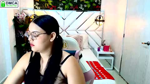 Snapshot of scarlett_montoya chatting on January 17, 11:59 am scarlett montoya online show from January 17, 11:59 am